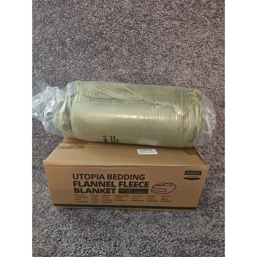 Utopia King Size Olive Green Luxury Microfiber Blanket 90x102. NWB